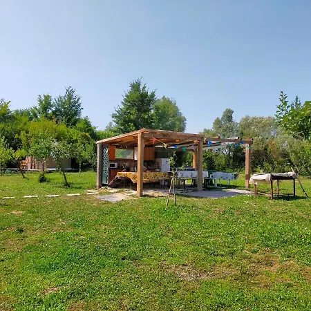Pensjonat In - On An Organic Farm Casa Pontida